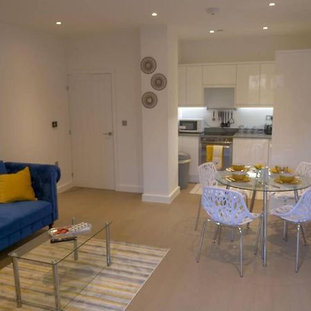 Maplewood Properties - St Albans One Bedroom Luxurious Flat Exterior photo